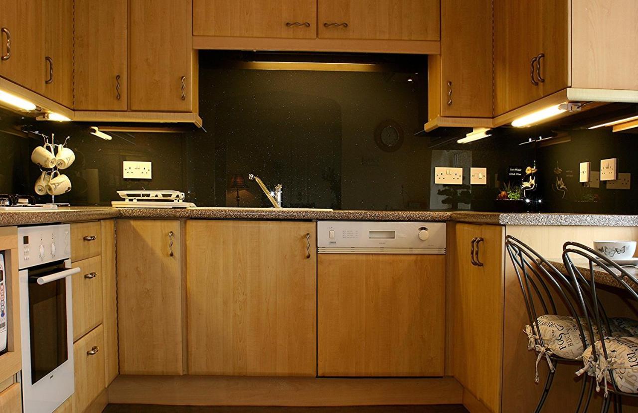 Linden Apartment Стерлинг Экстерьер фото